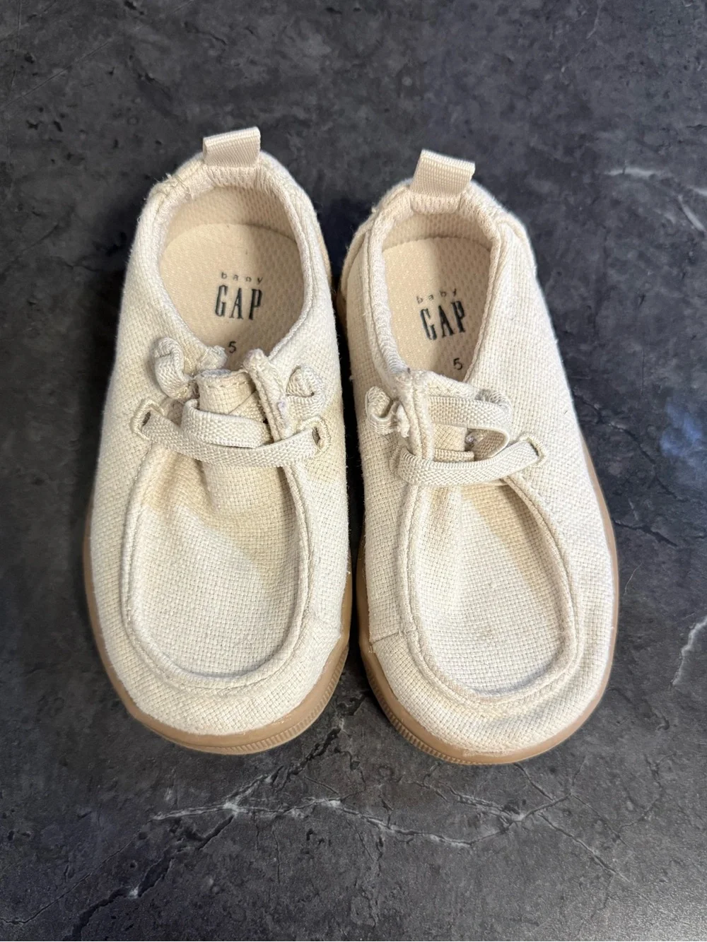 GAP Size 5 Toddler Canvas Moccasins with Tan Sole